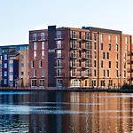 Staybridge Suites Cardiff